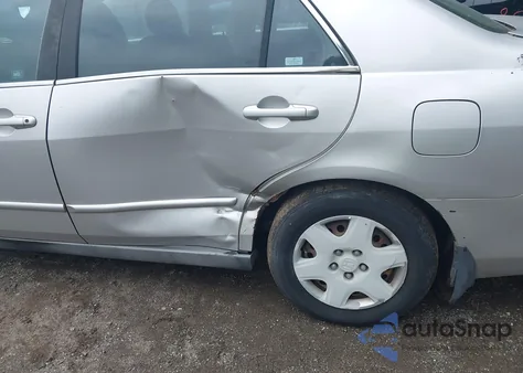 2006 Honda Accord 2.4 Lx z USA, uszkodzony, nr VIN 1HGCM56436A039484